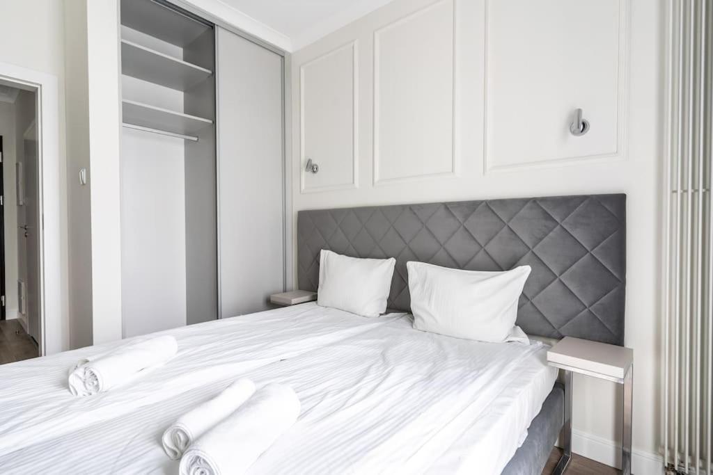 ורשה Chic & Luxury Apartment By Mennica Residence מראה חיצוני תמונה